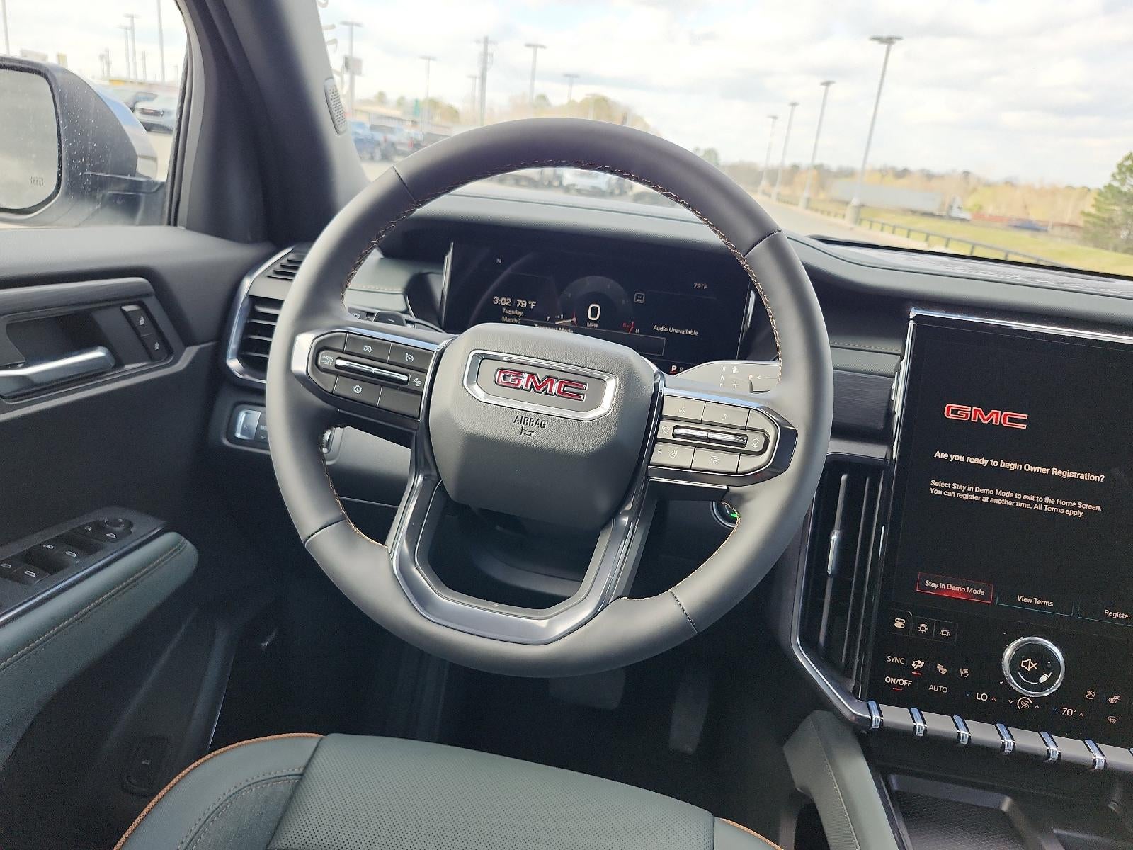 2026 GMC Acadia AWD AT4