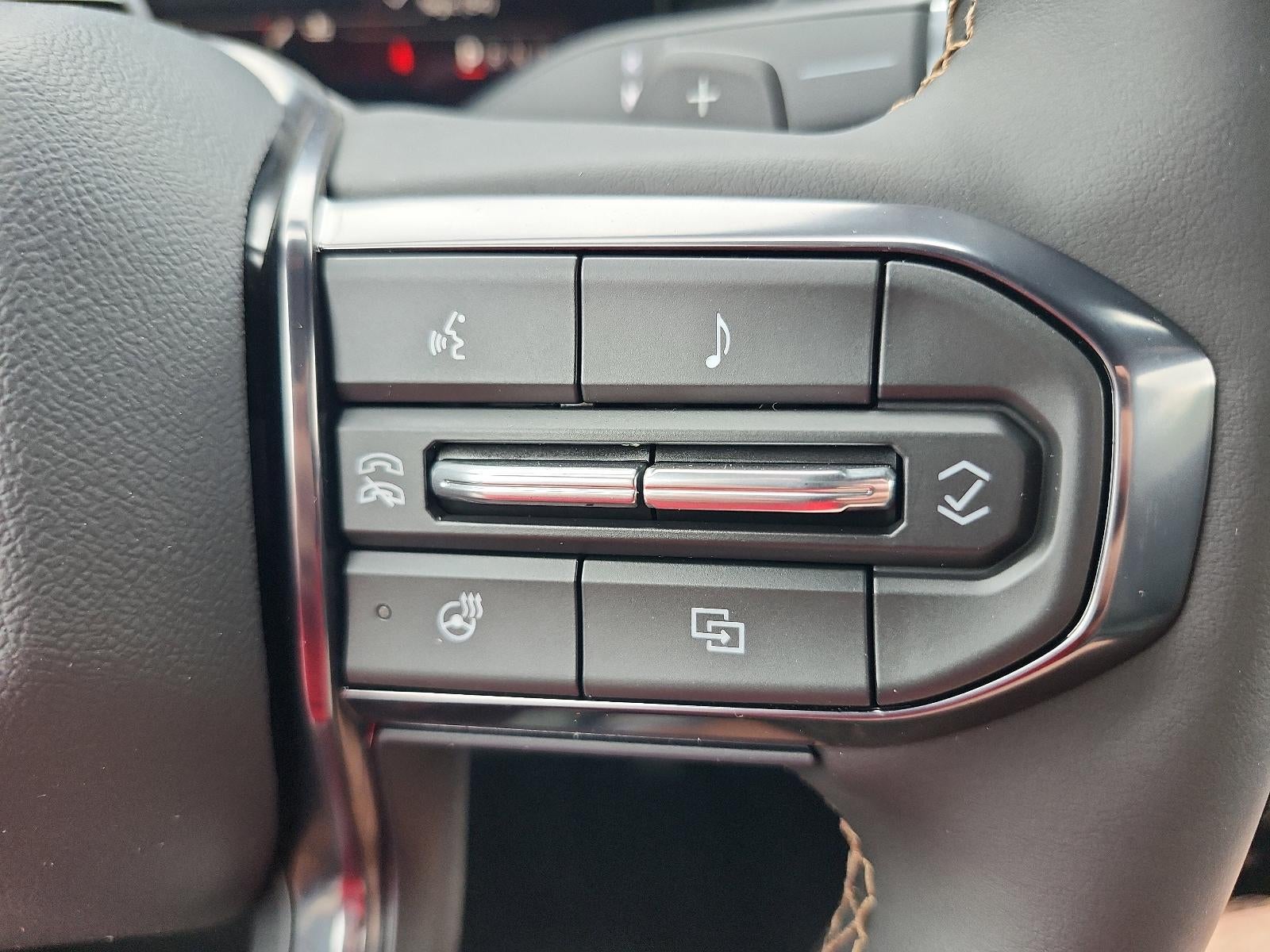 2026 GMC Acadia AWD AT4