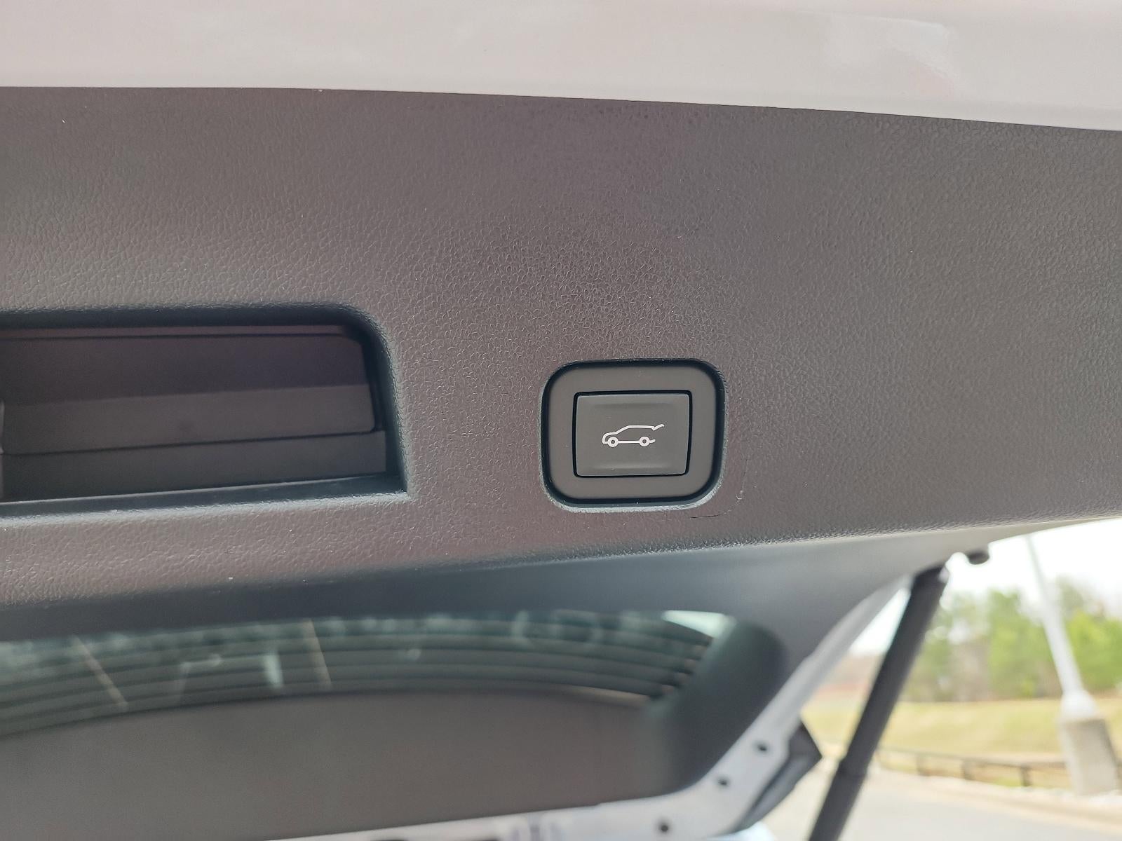 2026 GMC Acadia AWD AT4