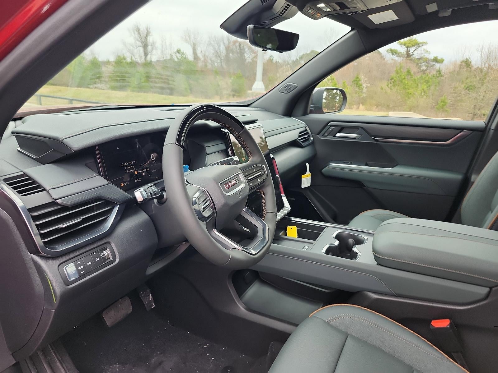 2026 GMC Acadia AWD AT4