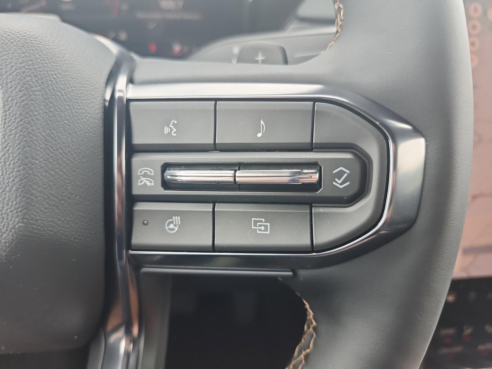 2026 GMC Acadia AWD AT4