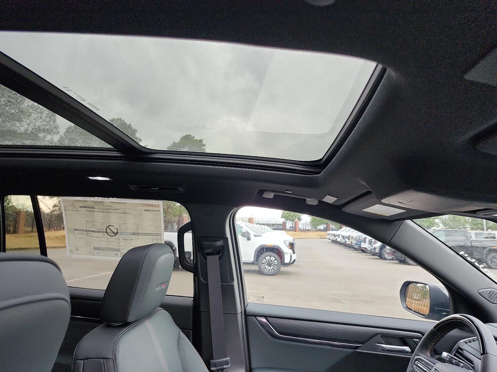 2026 GMC Acadia AWD AT4