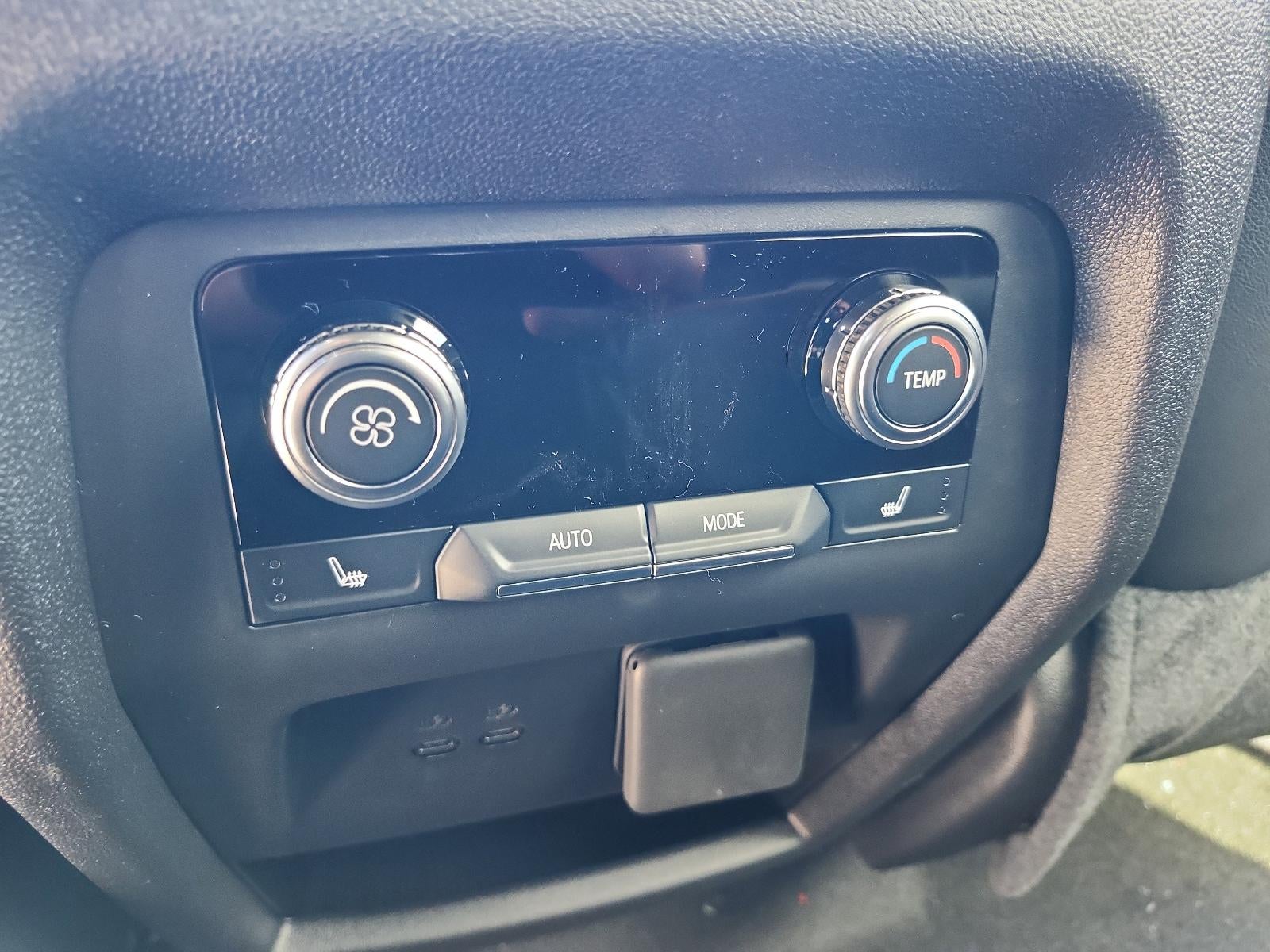 2026 GMC Acadia AWD AT4