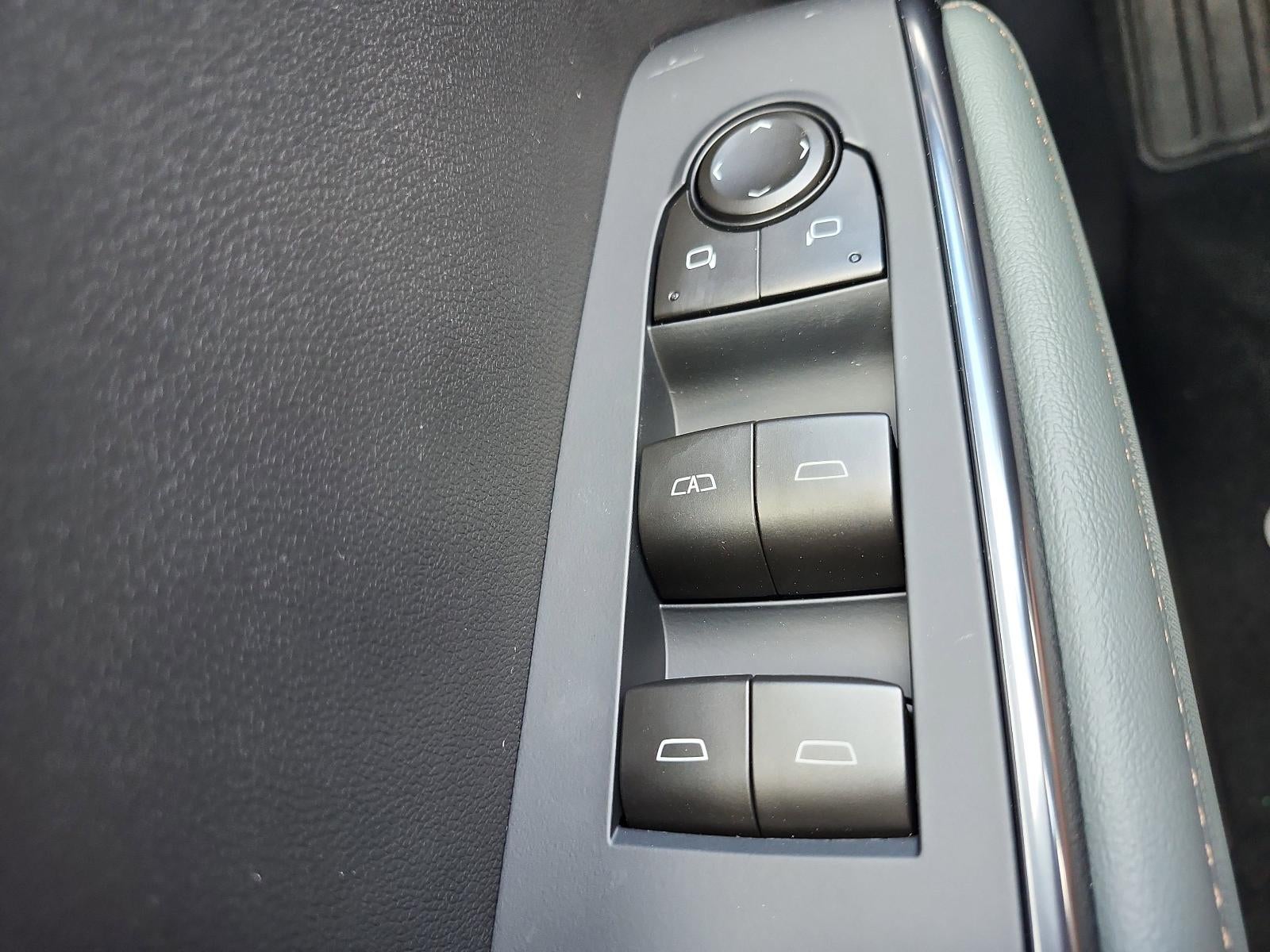 2026 GMC Acadia AWD AT4