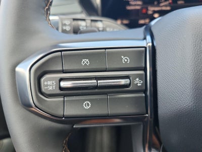 2026 GMC Acadia AWD AT4