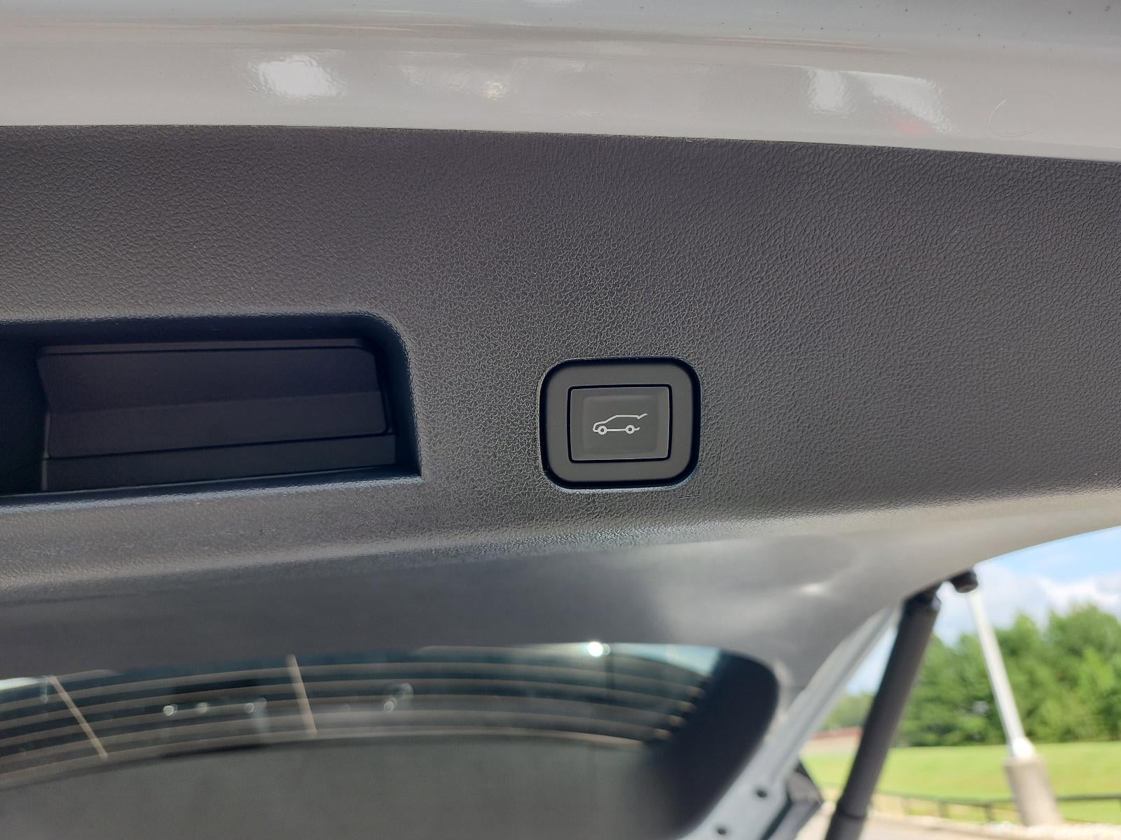 2026 GMC Acadia AWD AT4