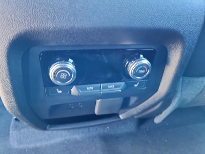 2026 GMC Acadia AWD AT4