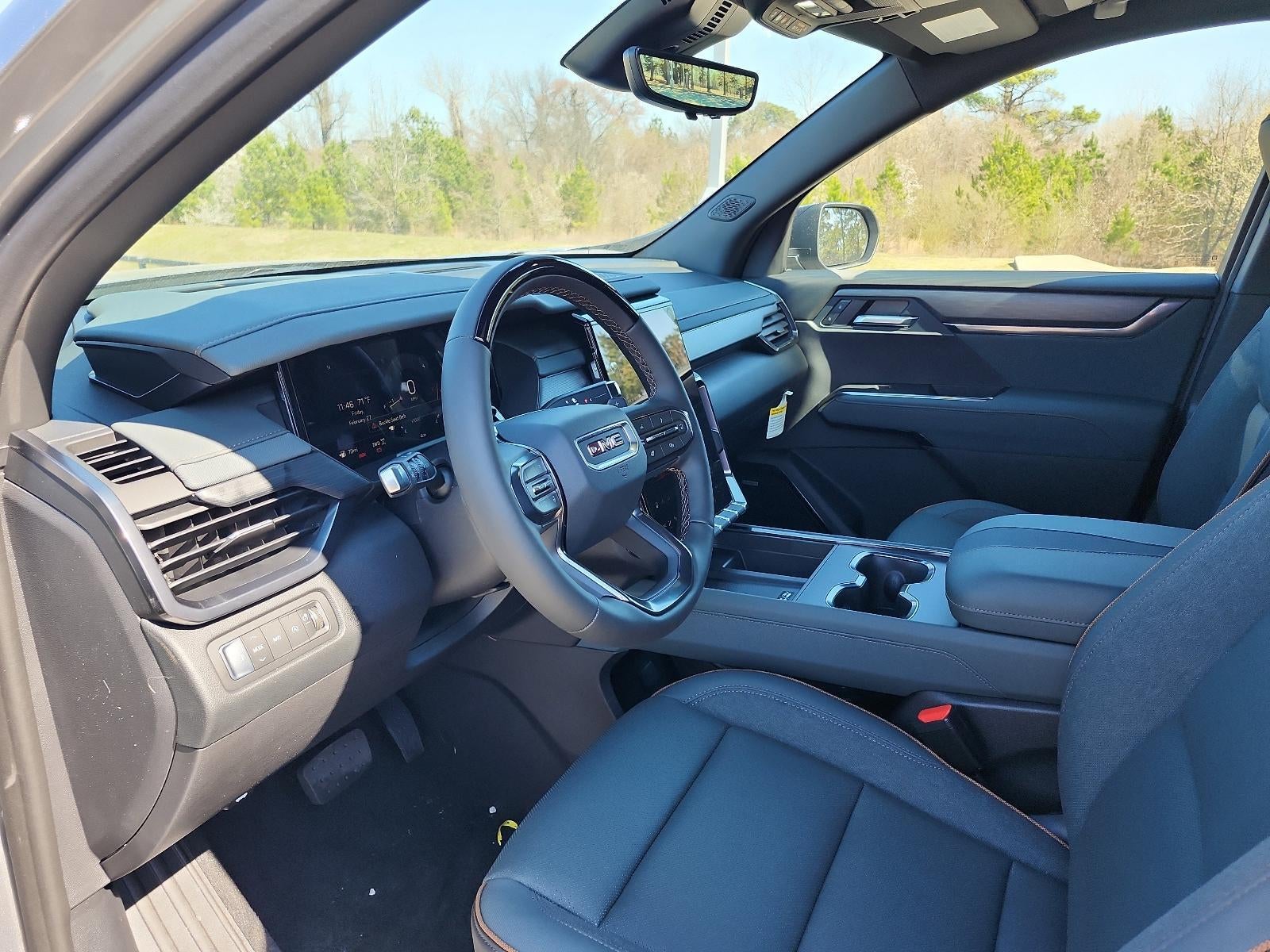 2026 GMC Acadia AWD AT4