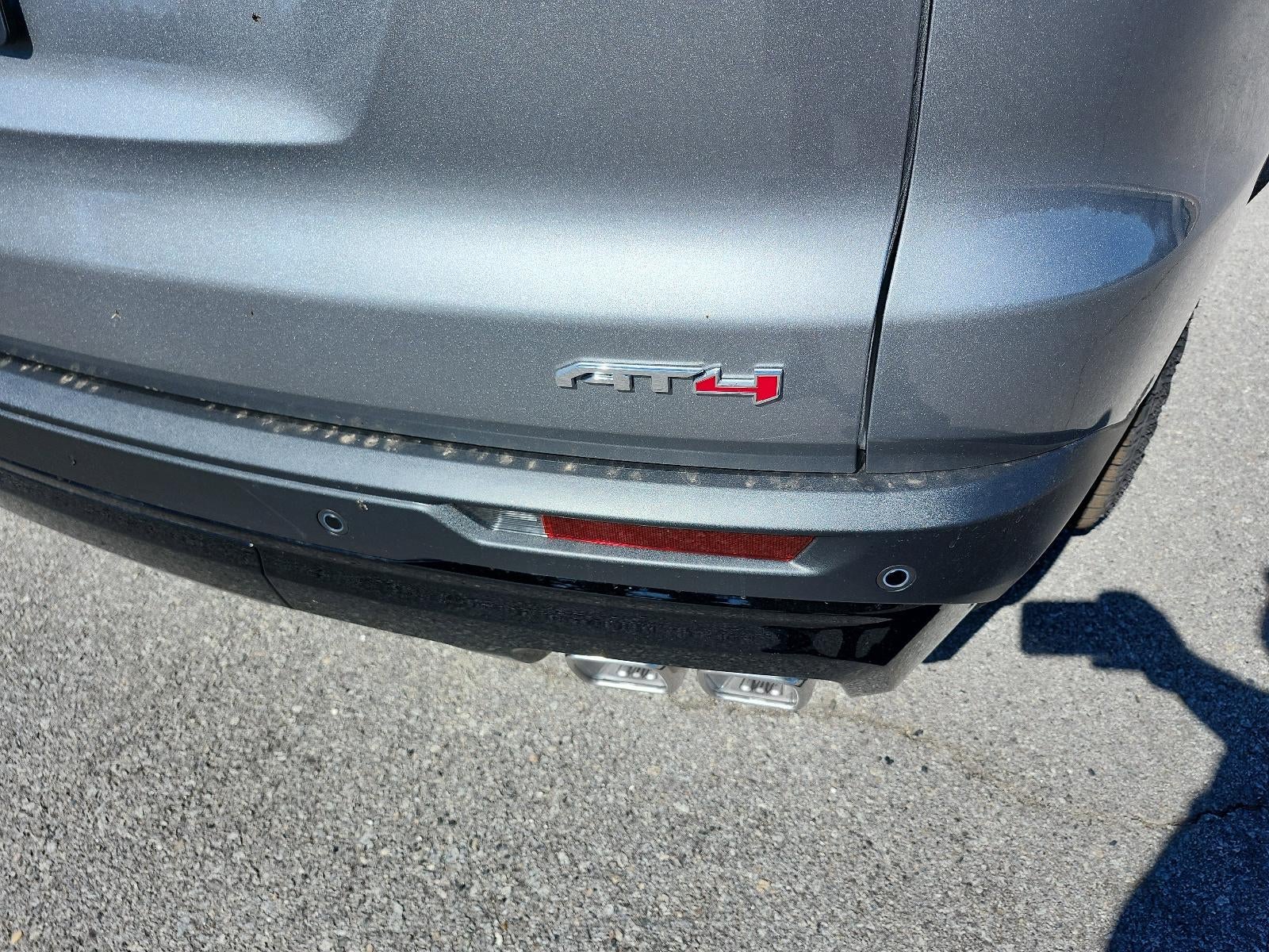 2026 GMC Acadia AWD AT4