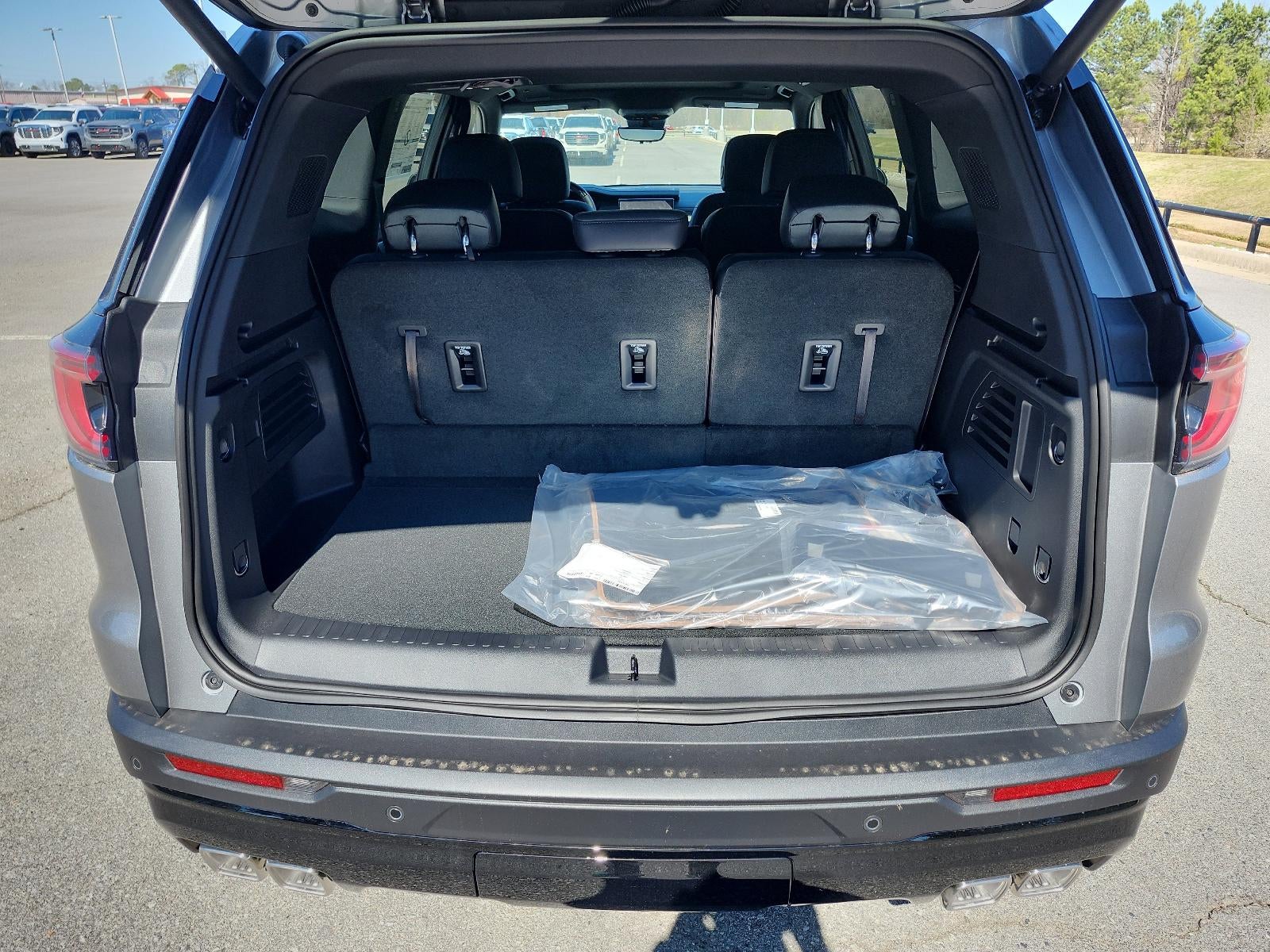 2026 GMC Acadia AWD AT4