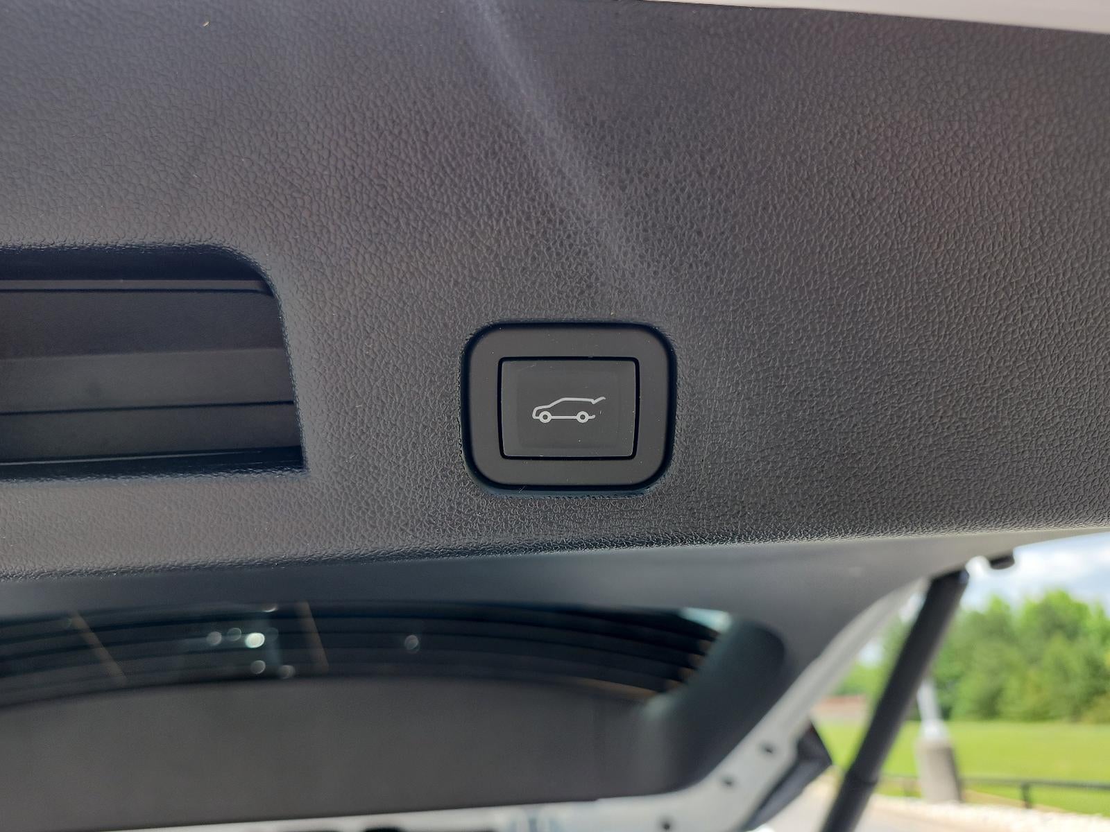 2026 GMC Acadia AT4 - Photo 11
