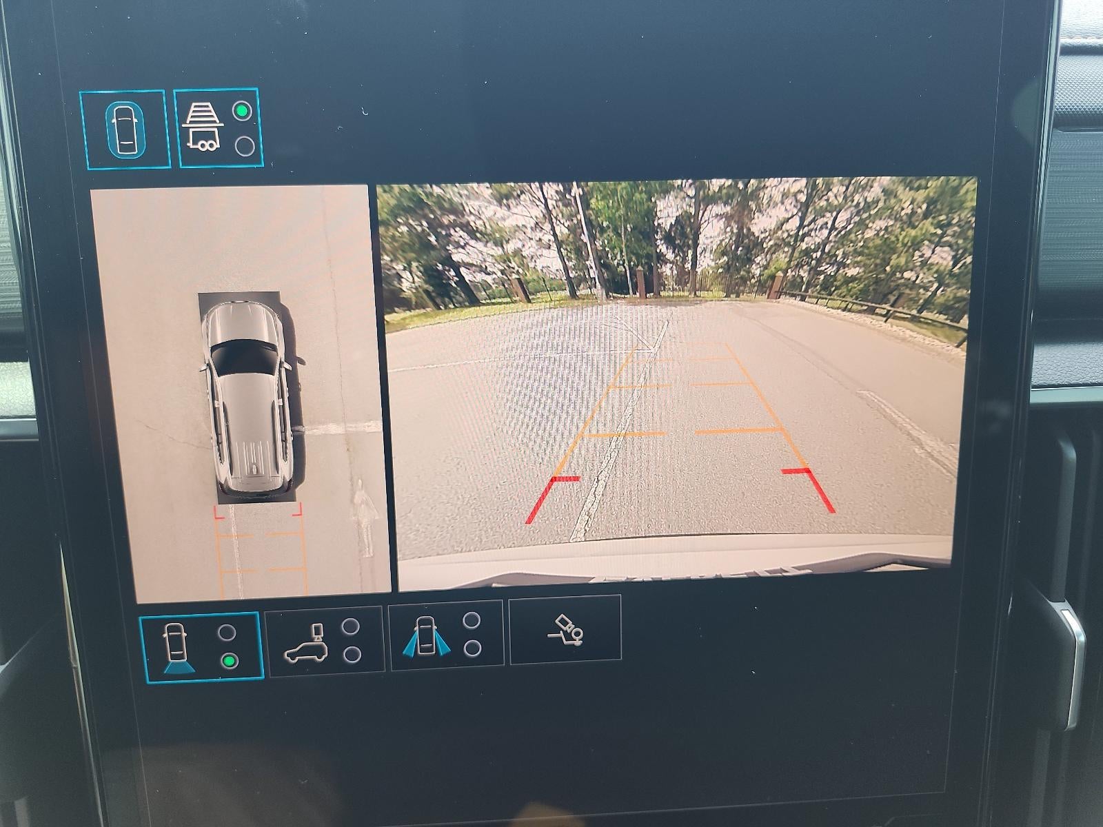 2026 GMC Acadia AT4 - Photo 18