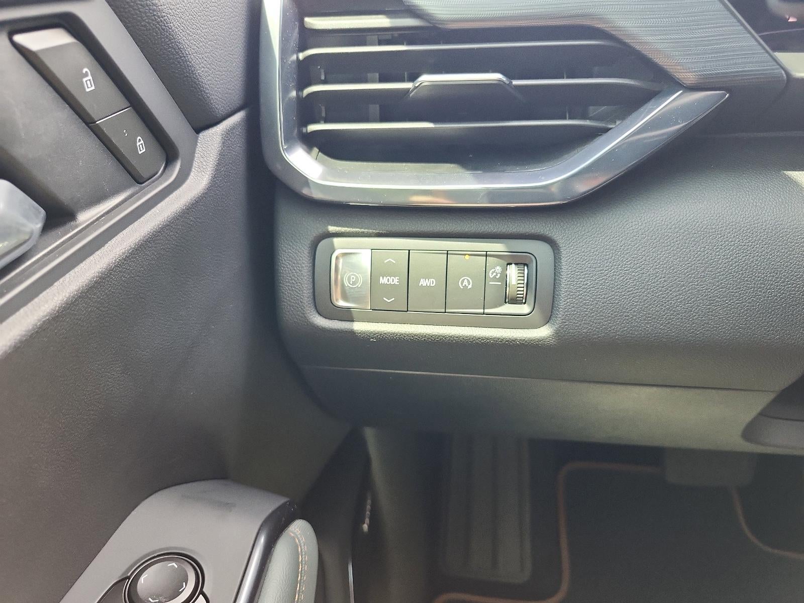 2026 GMC Acadia AWD AT4