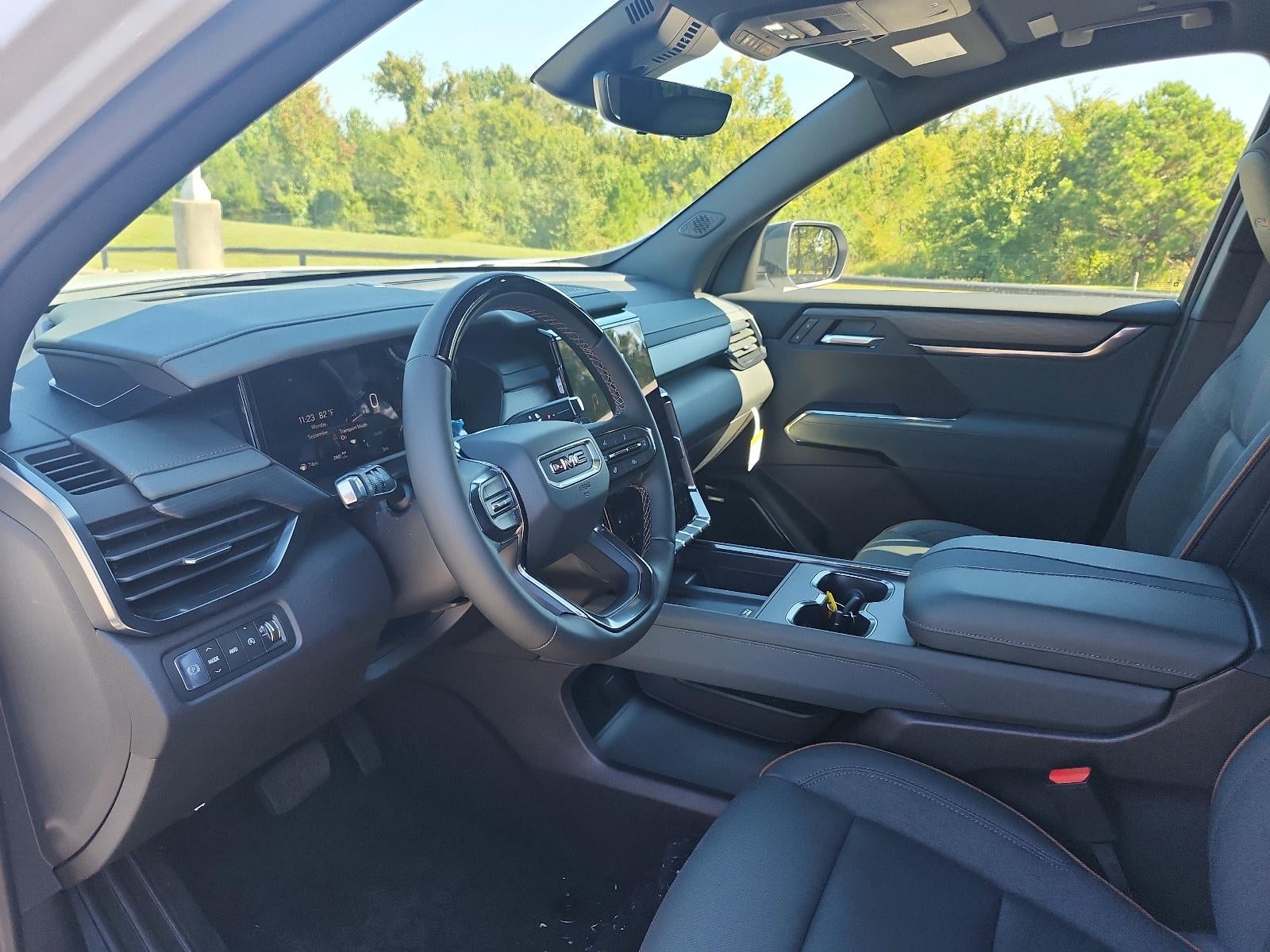 2026 GMC Acadia AWD AT4