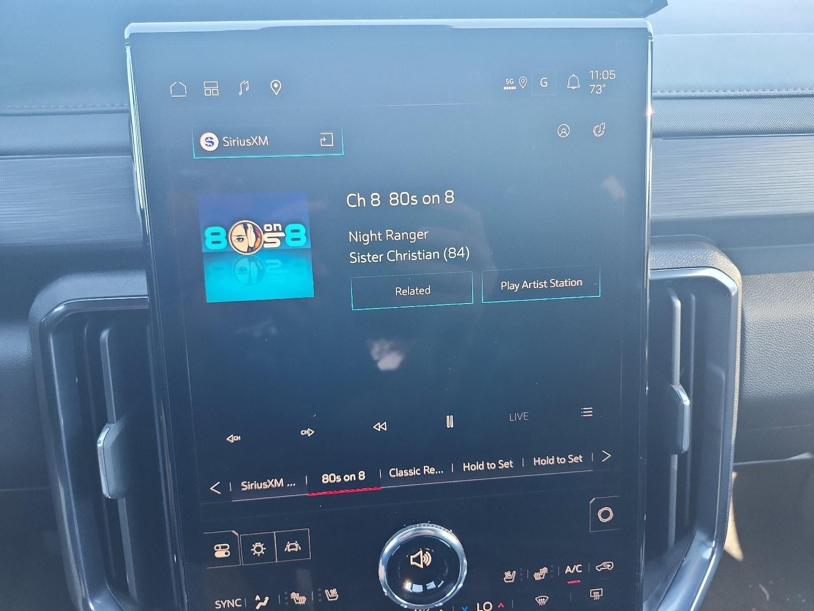 2026 GMC Acadia AWD AT4