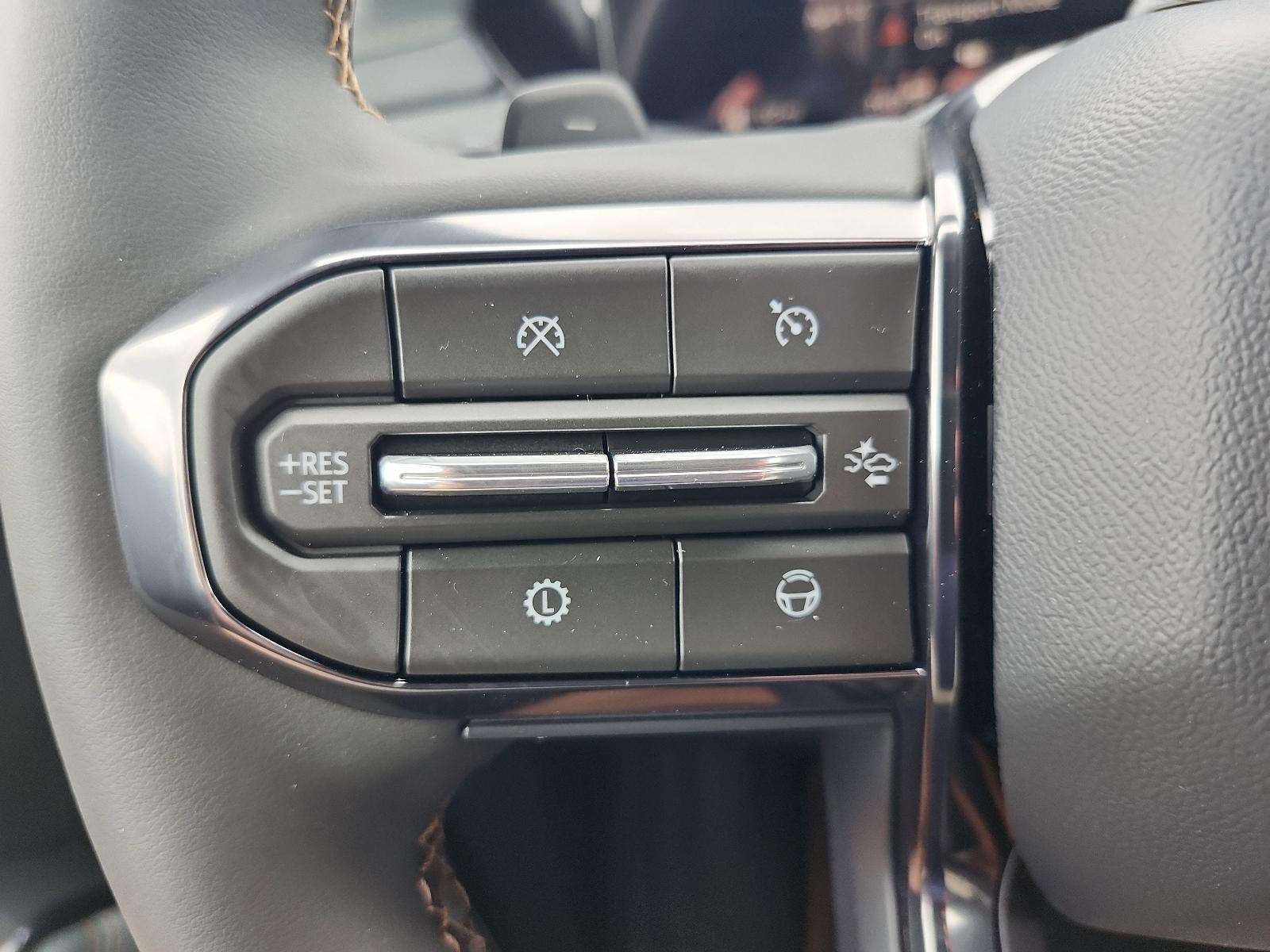 2026 GMC Acadia AWD AT4