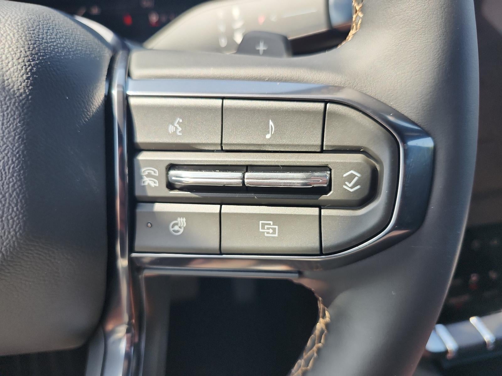 2026 GMC Acadia AWD AT4