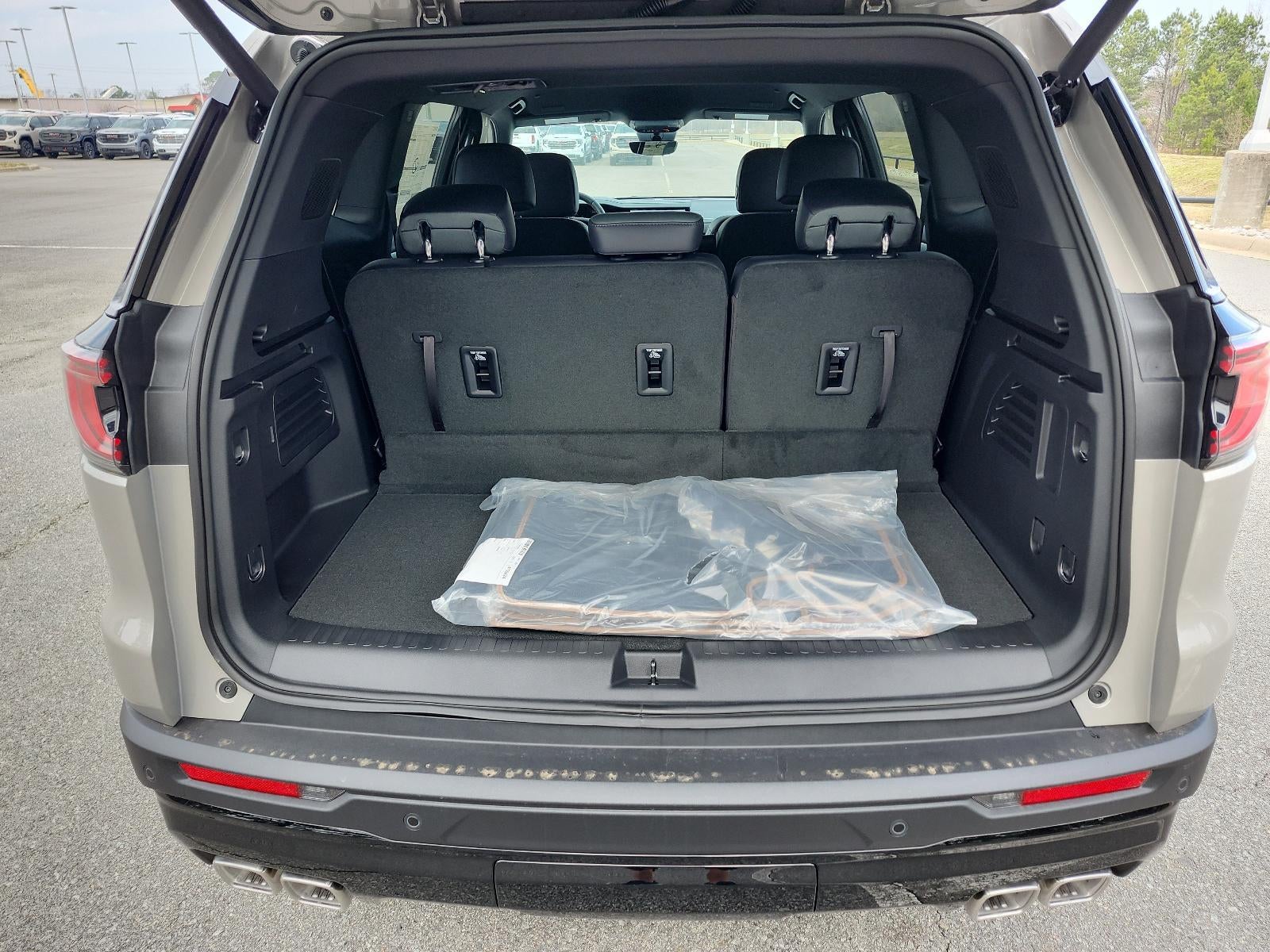 2026 GMC Acadia AWD AT4