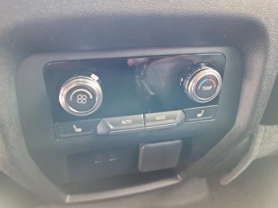 2026 GMC Acadia AWD AT4