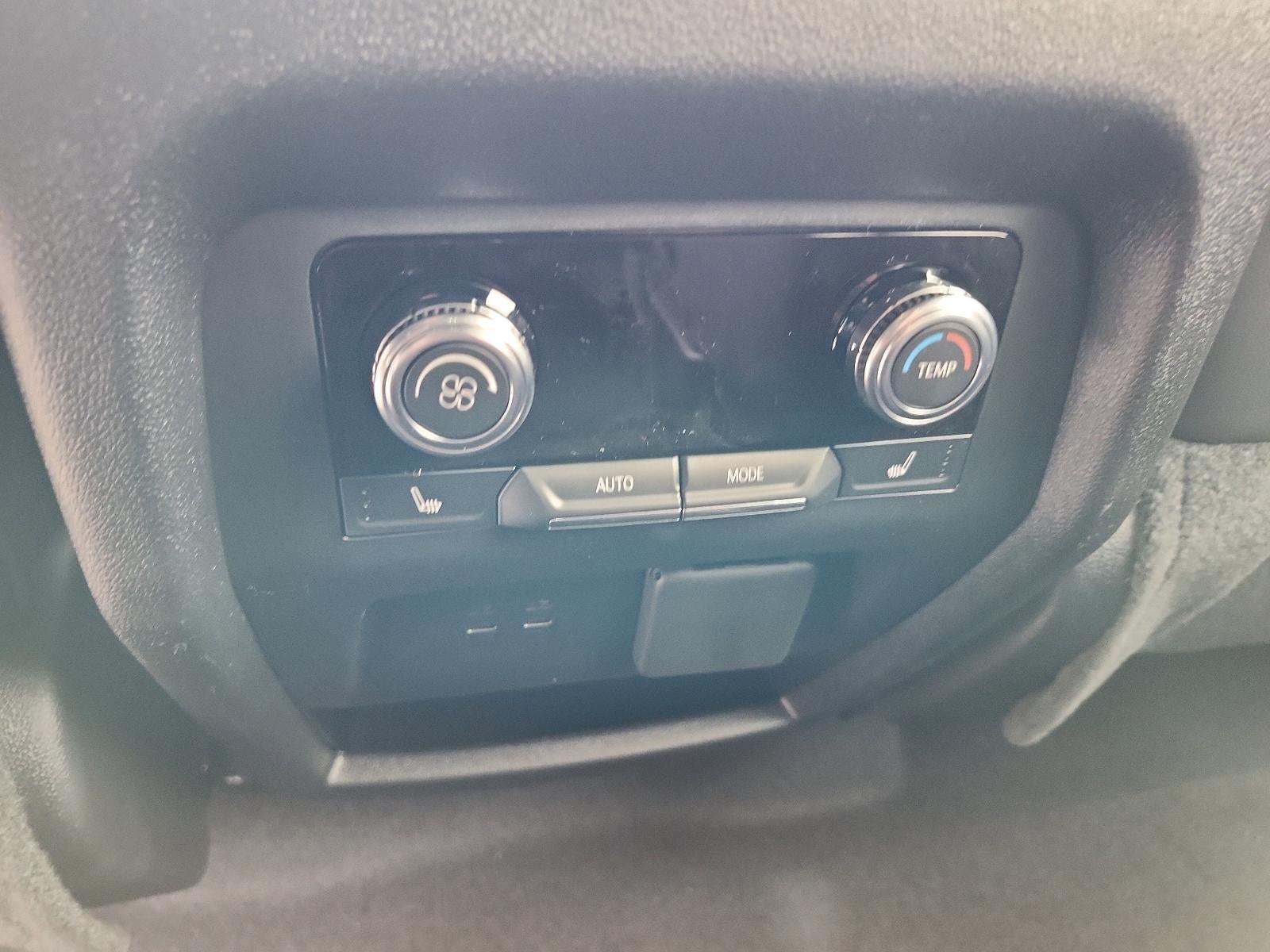 2026 GMC Acadia AWD AT4