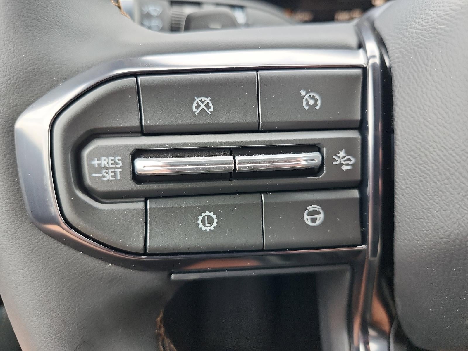 2026 GMC Acadia AWD AT4