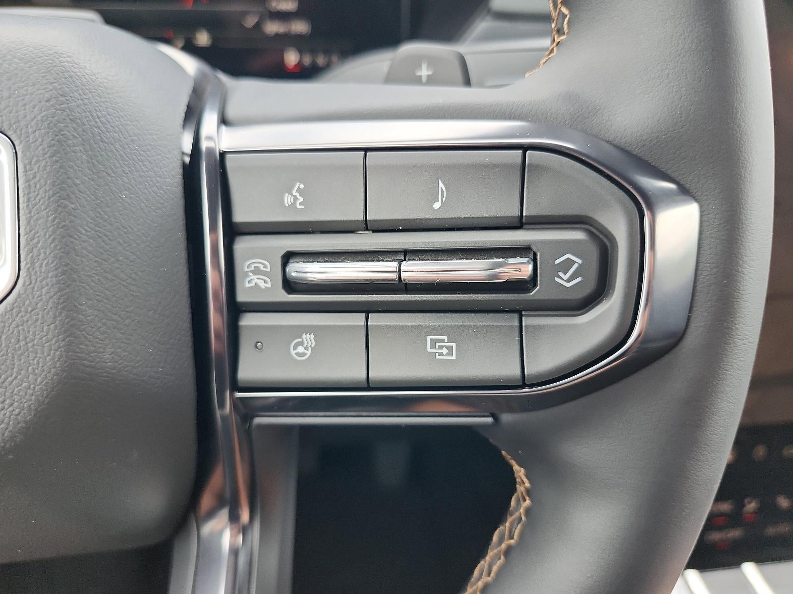 2026 GMC Acadia AWD AT4