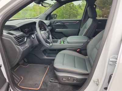 2025 GMC Acadia AWD AT4