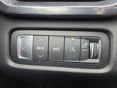 2025 GMC Acadia AWD AT4