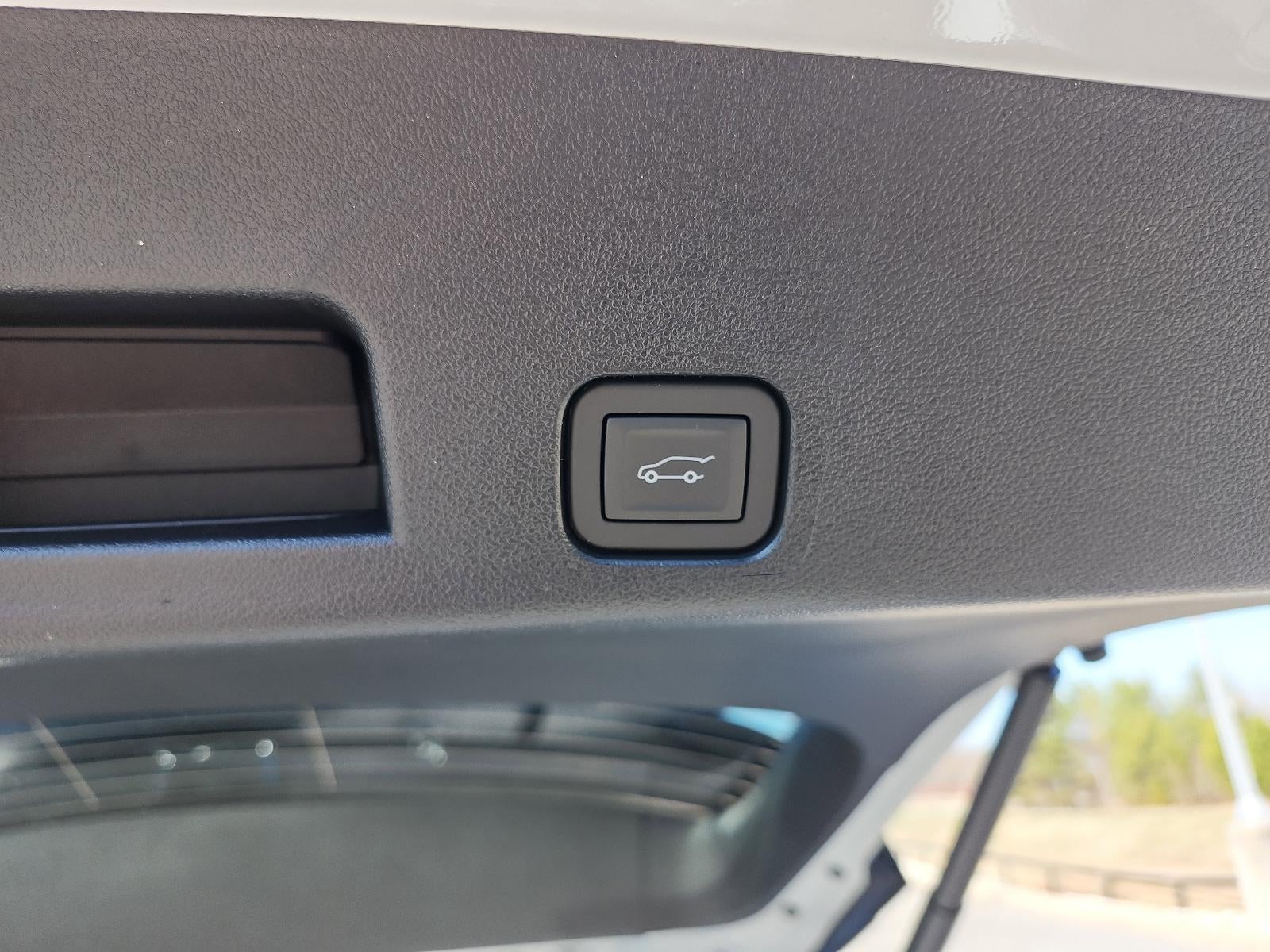 2026 GMC Acadia AWD Denali