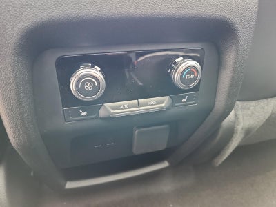 2026 GMC Acadia AWD Denali