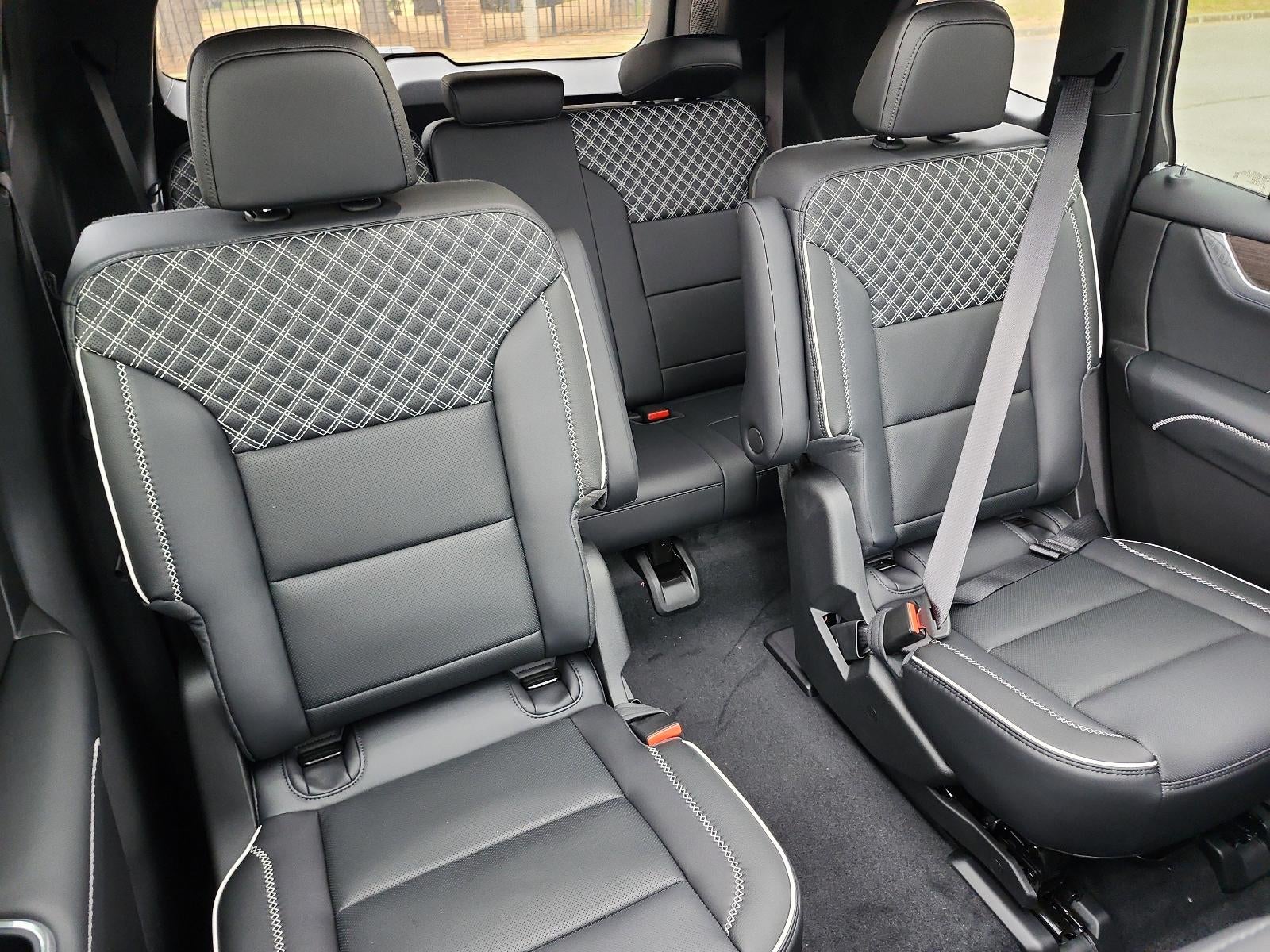 2026 GMC Acadia AWD Denali