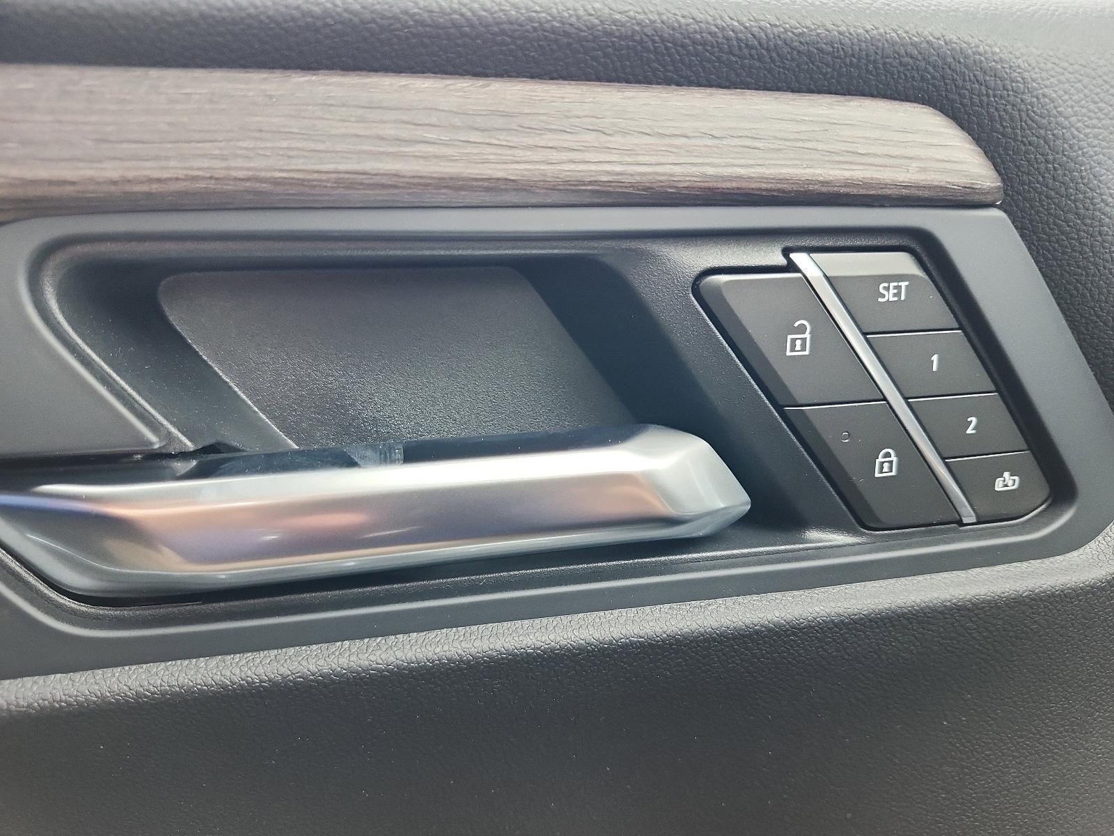 2026 GMC Acadia AWD Denali