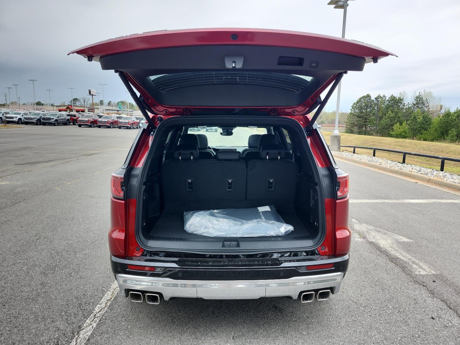 2026 GMC Acadia AWD Denali