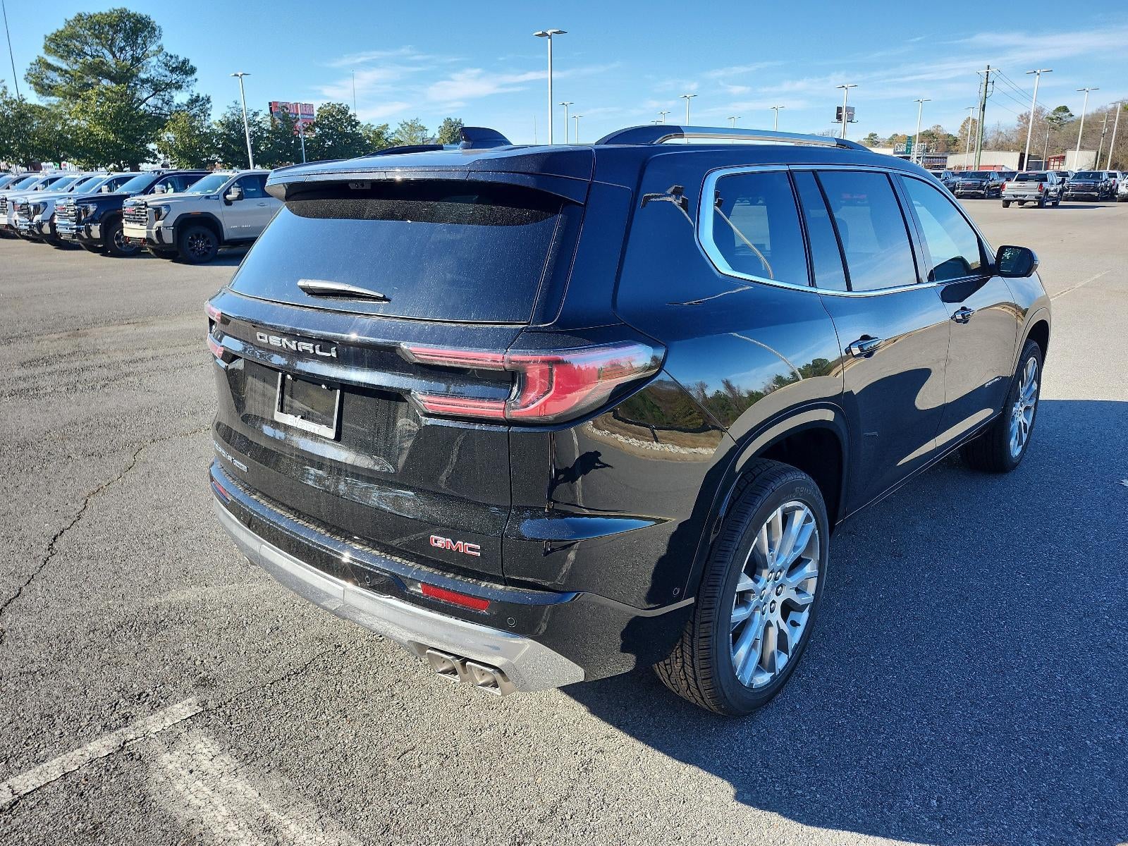 2026 GMC Acadia AWD Denali