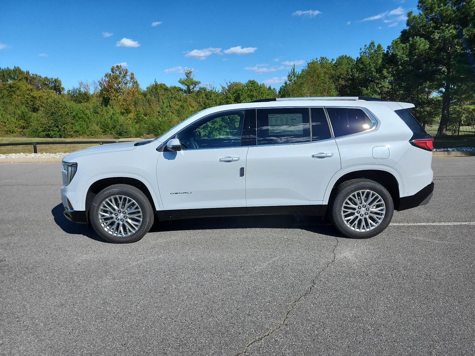 2026 GMC Acadia AWD Denali