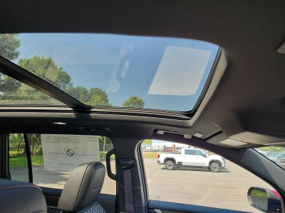 2026 GMC Acadia AWD Denali