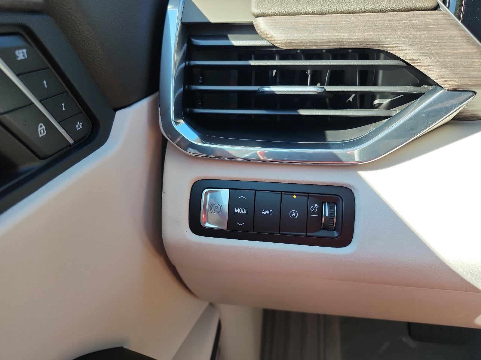 2026 GMC Acadia AWD Denali