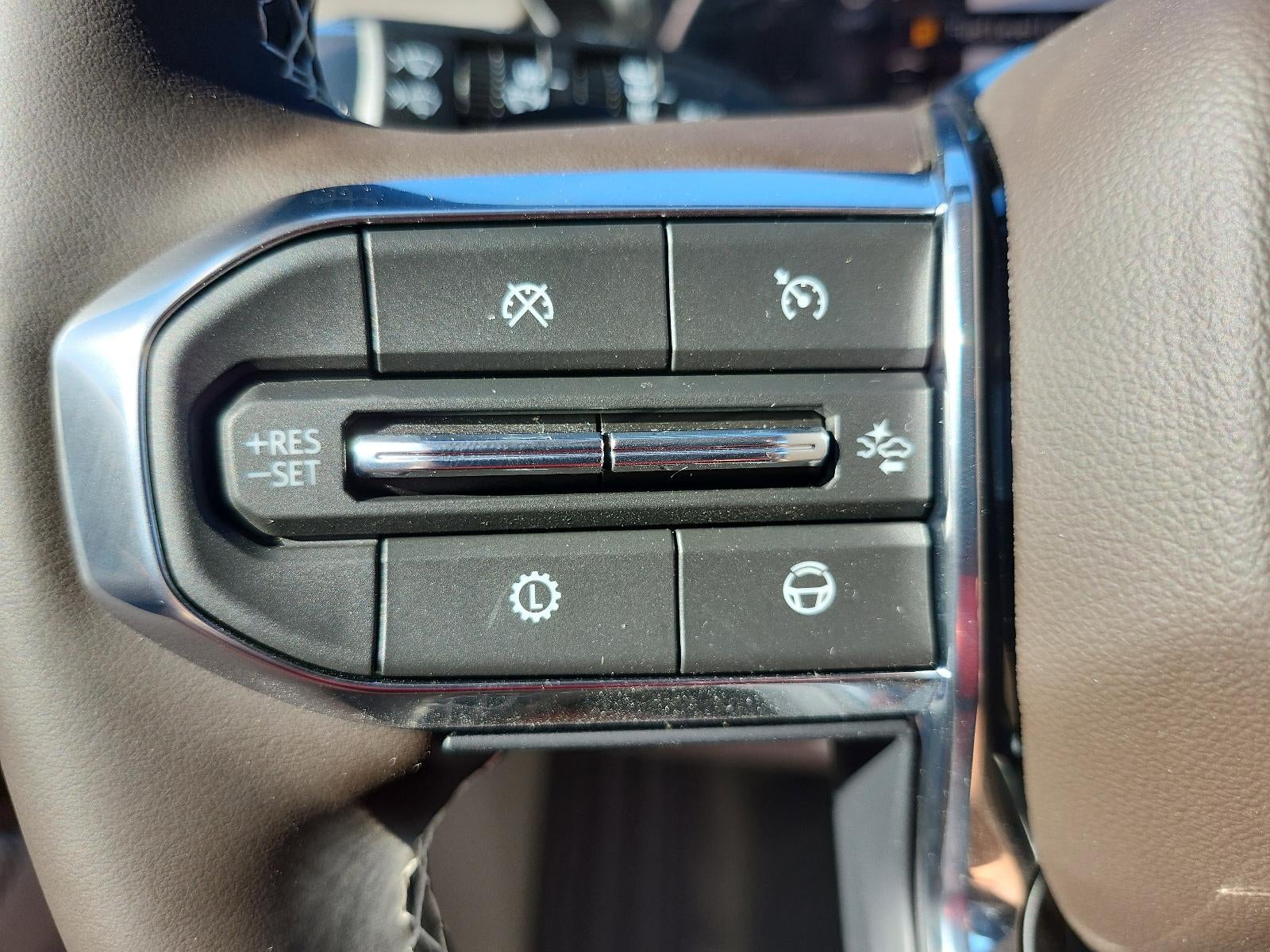 2026 GMC Acadia AWD Denali