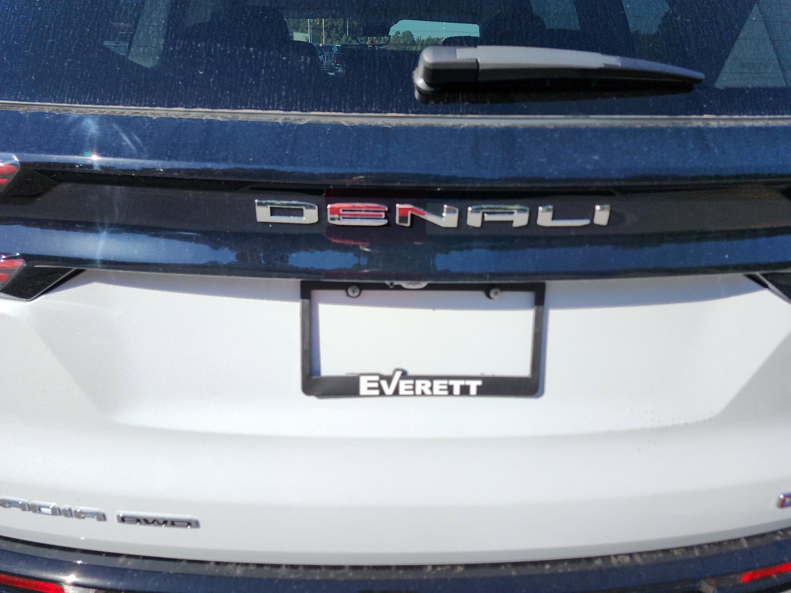 2026 GMC Acadia AWD Denali