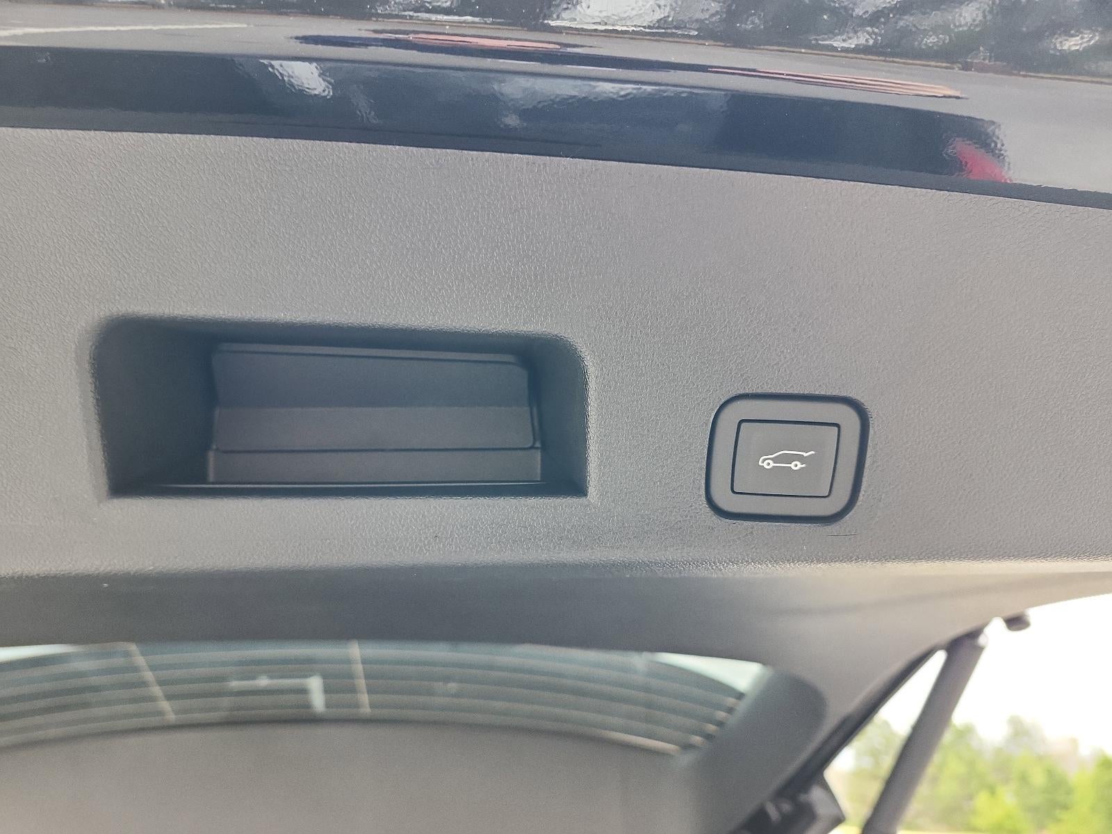 2026 GMC Acadia AWD Denali