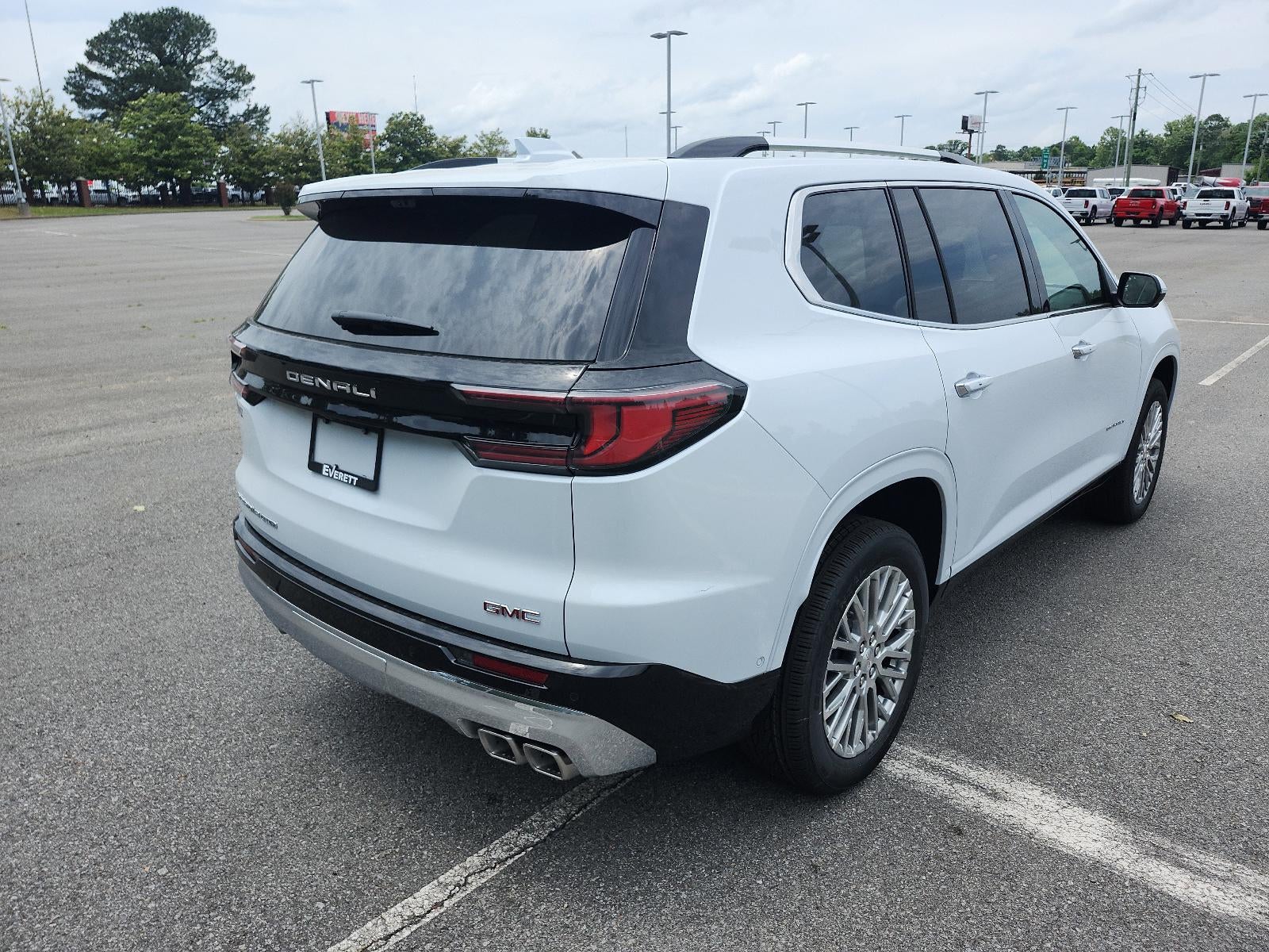 2026 GMC Acadia AWD Denali