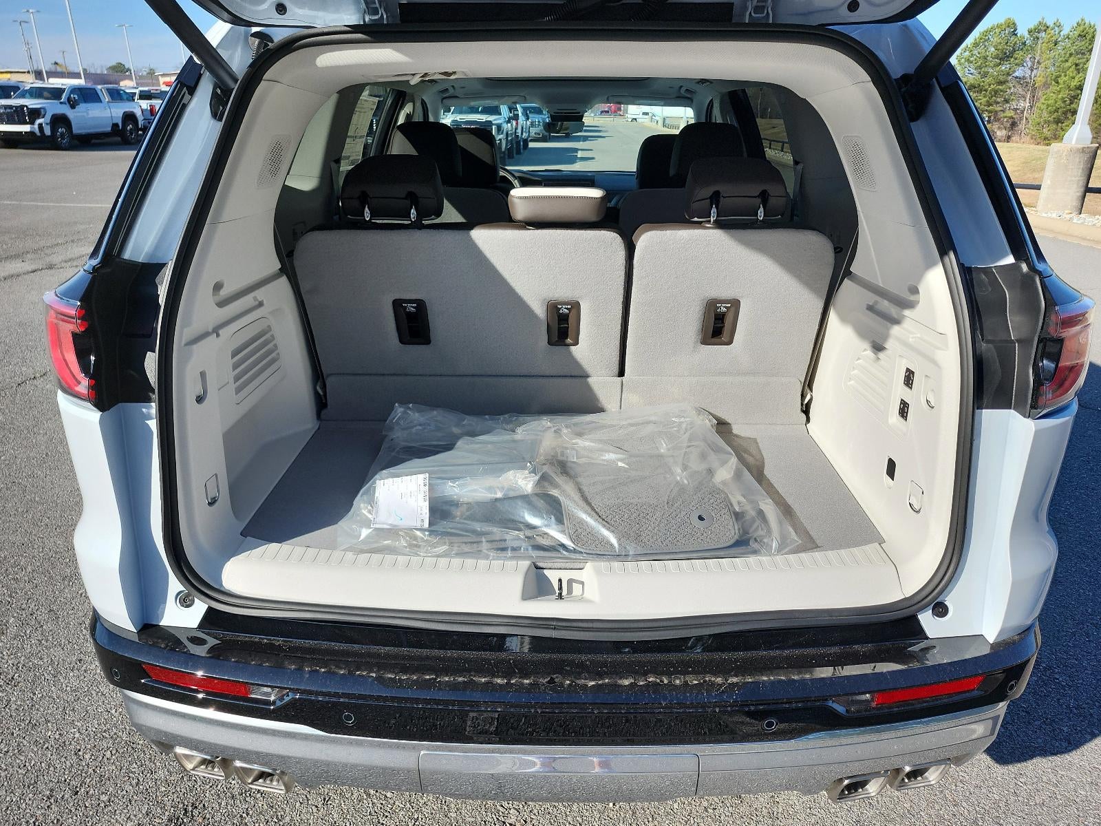 2026 GMC Acadia AWD Denali