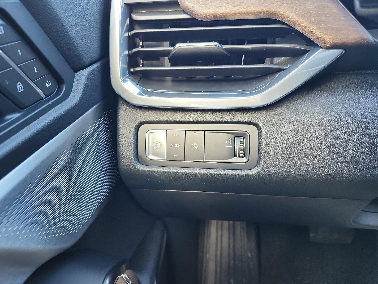 2026 GMC Acadia FWD Denali Ultimate