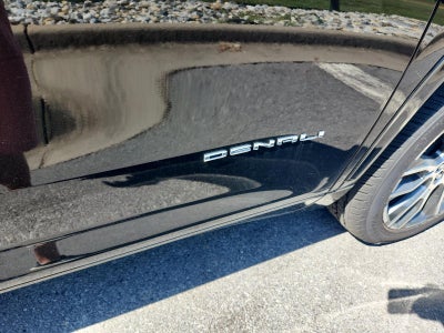 2027 GMC Acadia FWD Denali Ultimate