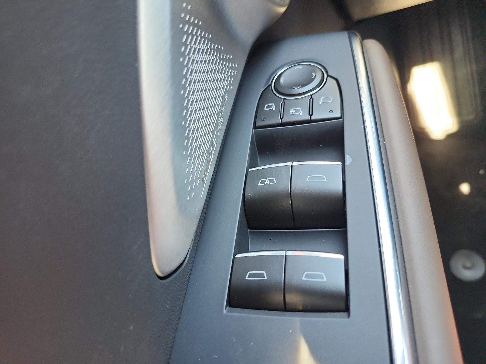 2027 GMC Acadia Denali Ultimate - Photo 19