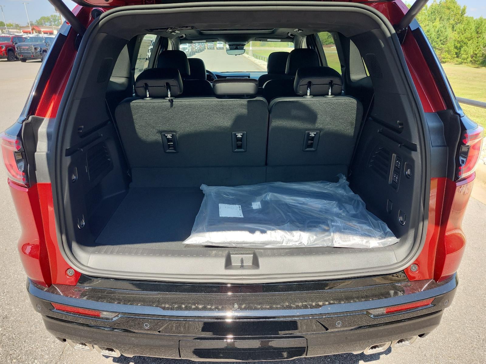 2027 GMC Acadia Denali Ultimate - Photo 9