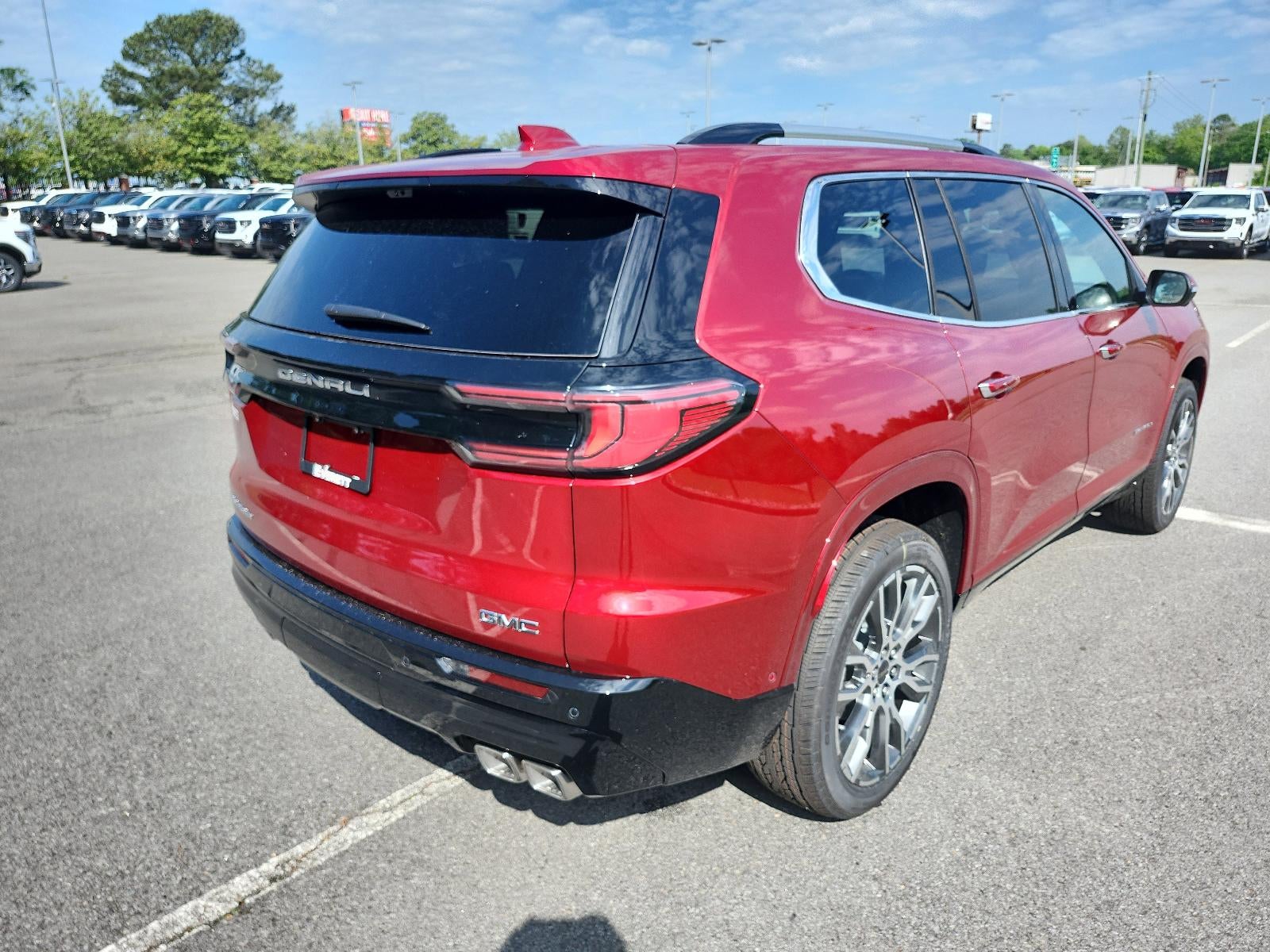 2026 GMC Acadia FWD Denali Ultimate