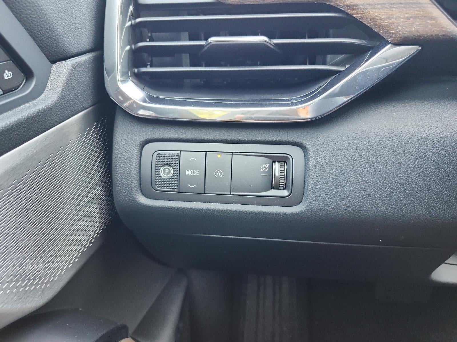2027 GMC Acadia FWD Denali Ultimate