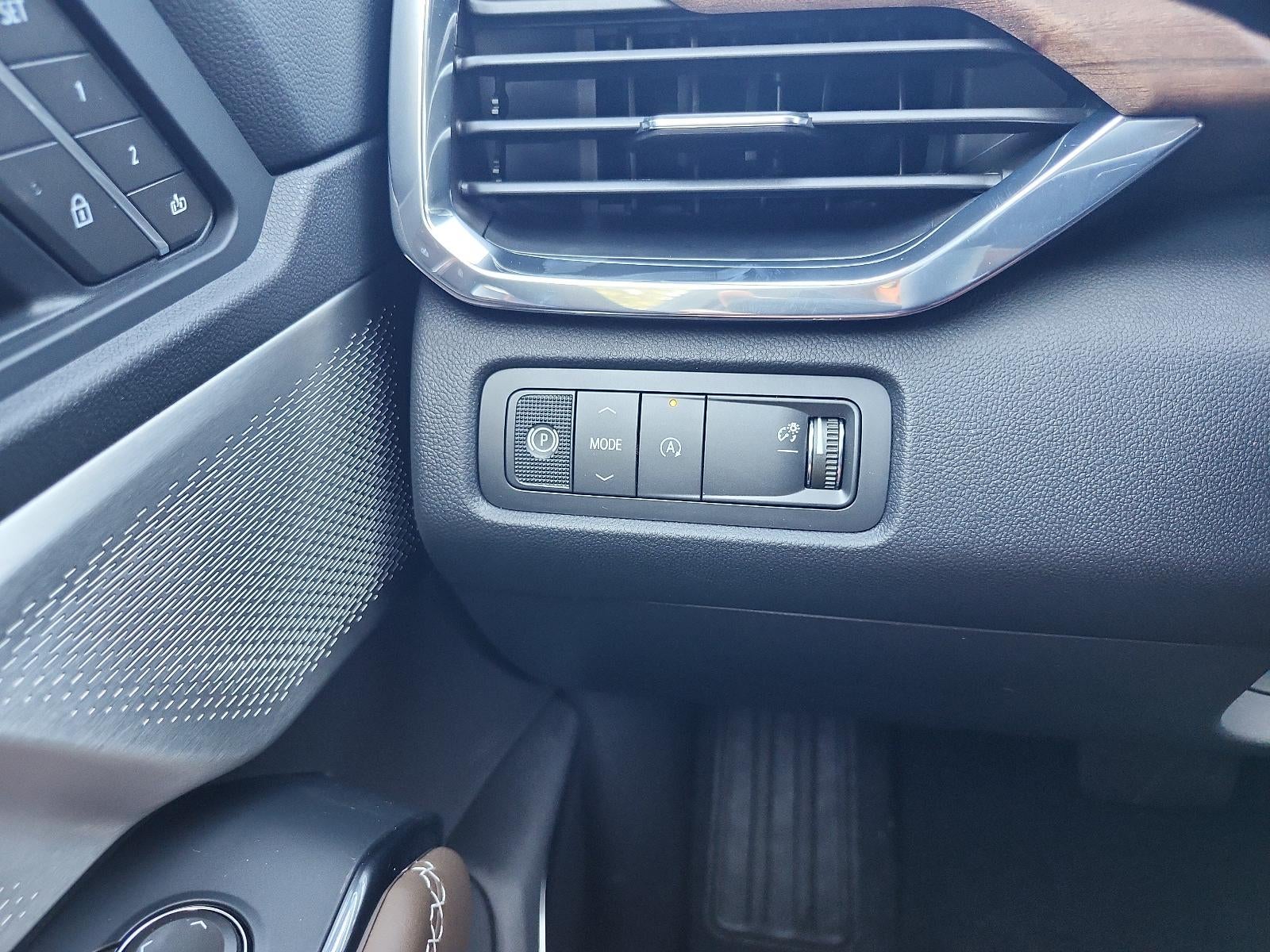 2027 GMC Acadia FWD Denali Ultimate