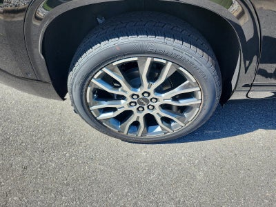 2027 GMC Acadia FWD Denali Ultimate
